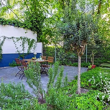 Refugium De Luxe Messe-deutz 3* Kolín nad Rýnem